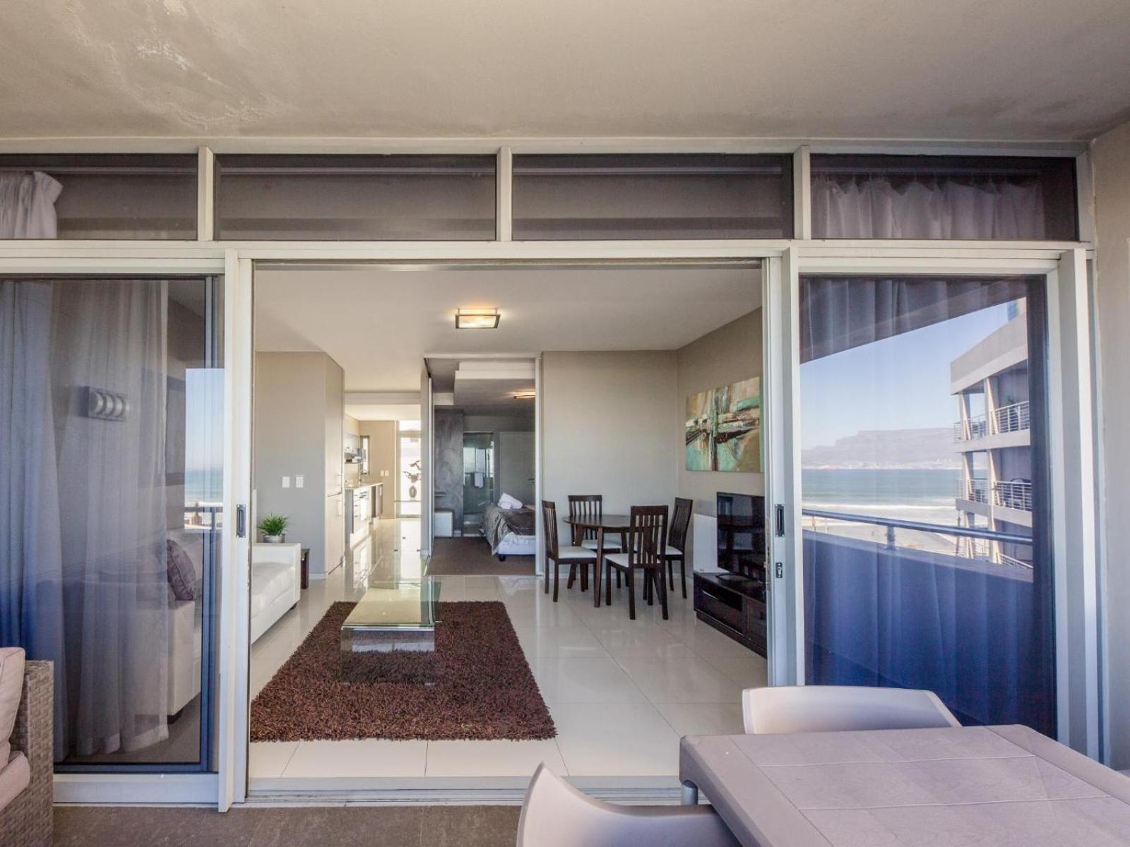 Infinity Self Catering Apartments Bloubergstrand Bagian luar foto
