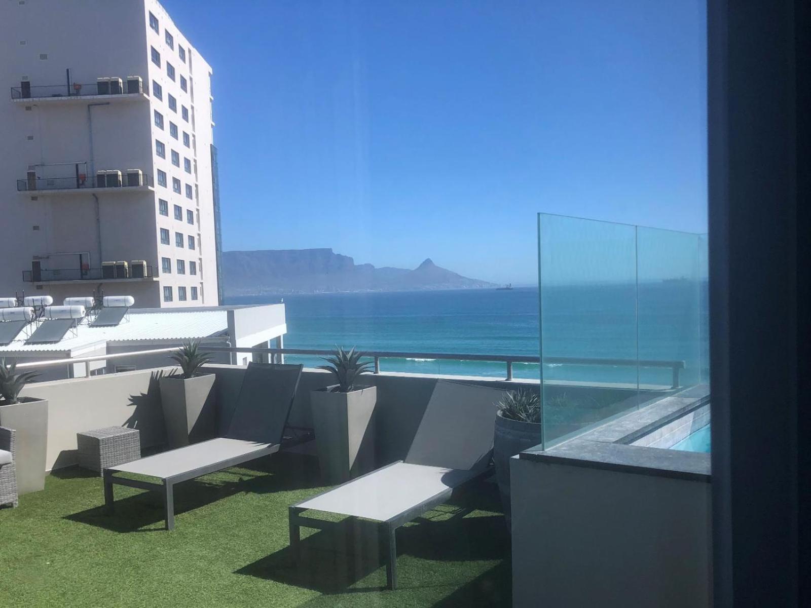 Infinity Self Catering Apartments Bloubergstrand Ruang foto