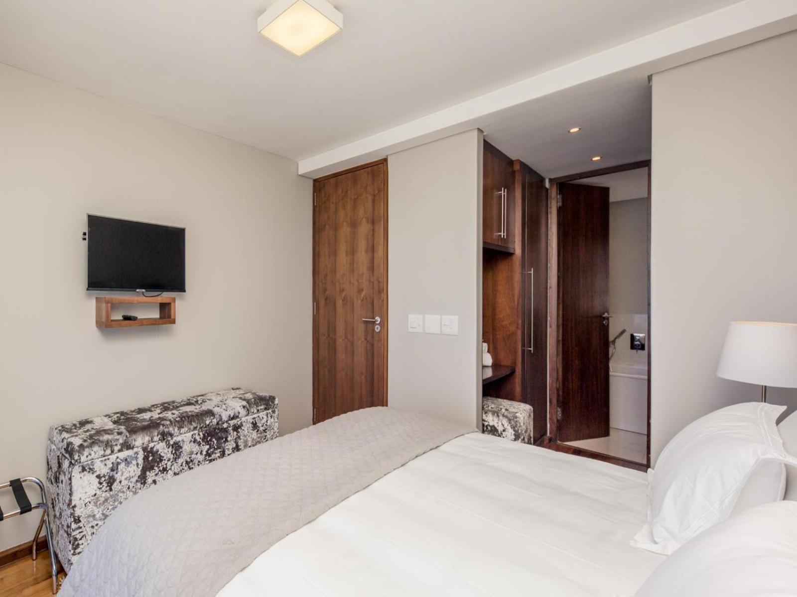 Infinity Self Catering Apartments Bloubergstrand Ruang foto