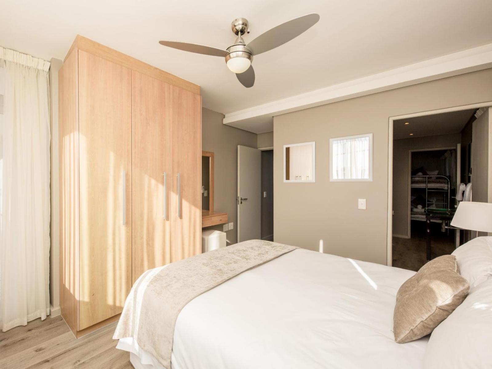 Infinity Self Catering Apartments Bloubergstrand Ruang foto