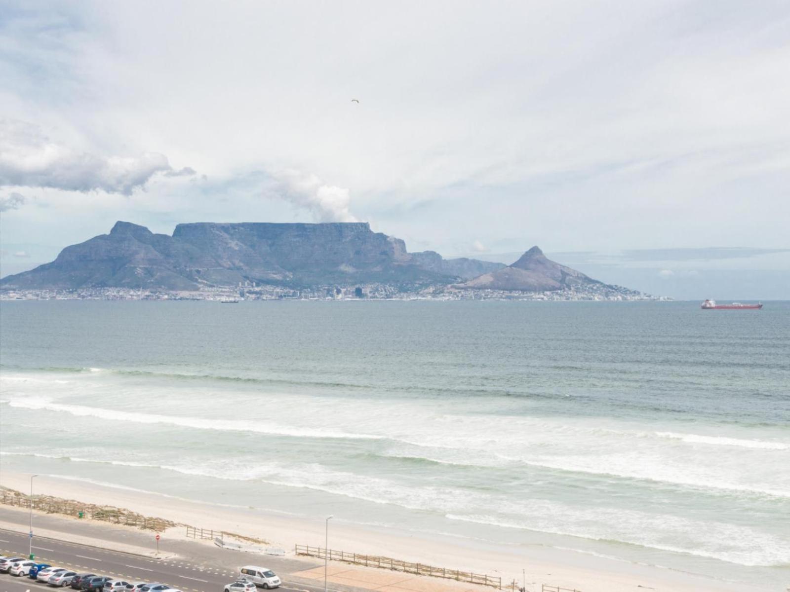 Infinity Self Catering Apartments Bloubergstrand Ruang foto